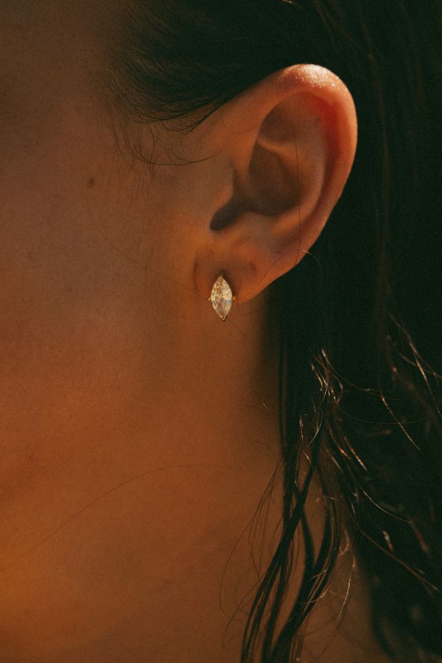 Bella Mare Studs