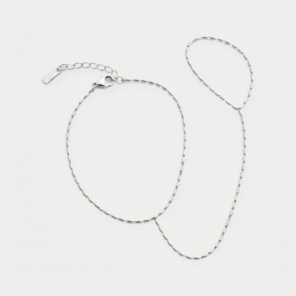 Moorea Handchain — Silver