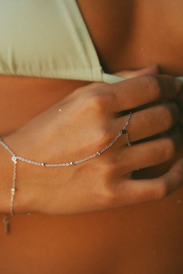 Arielle Spark HandChain