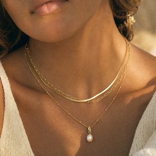 Isola Pearl Pendant Necklace in stack with Chelsea and Maui
