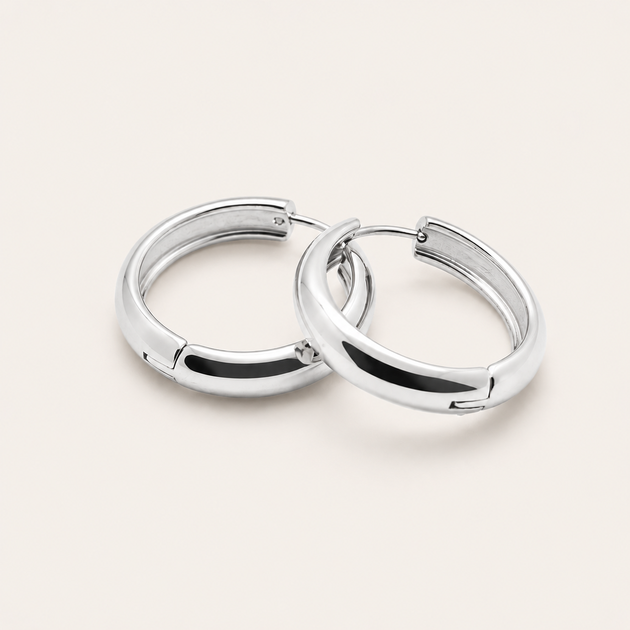 Amara Hoop Earrings