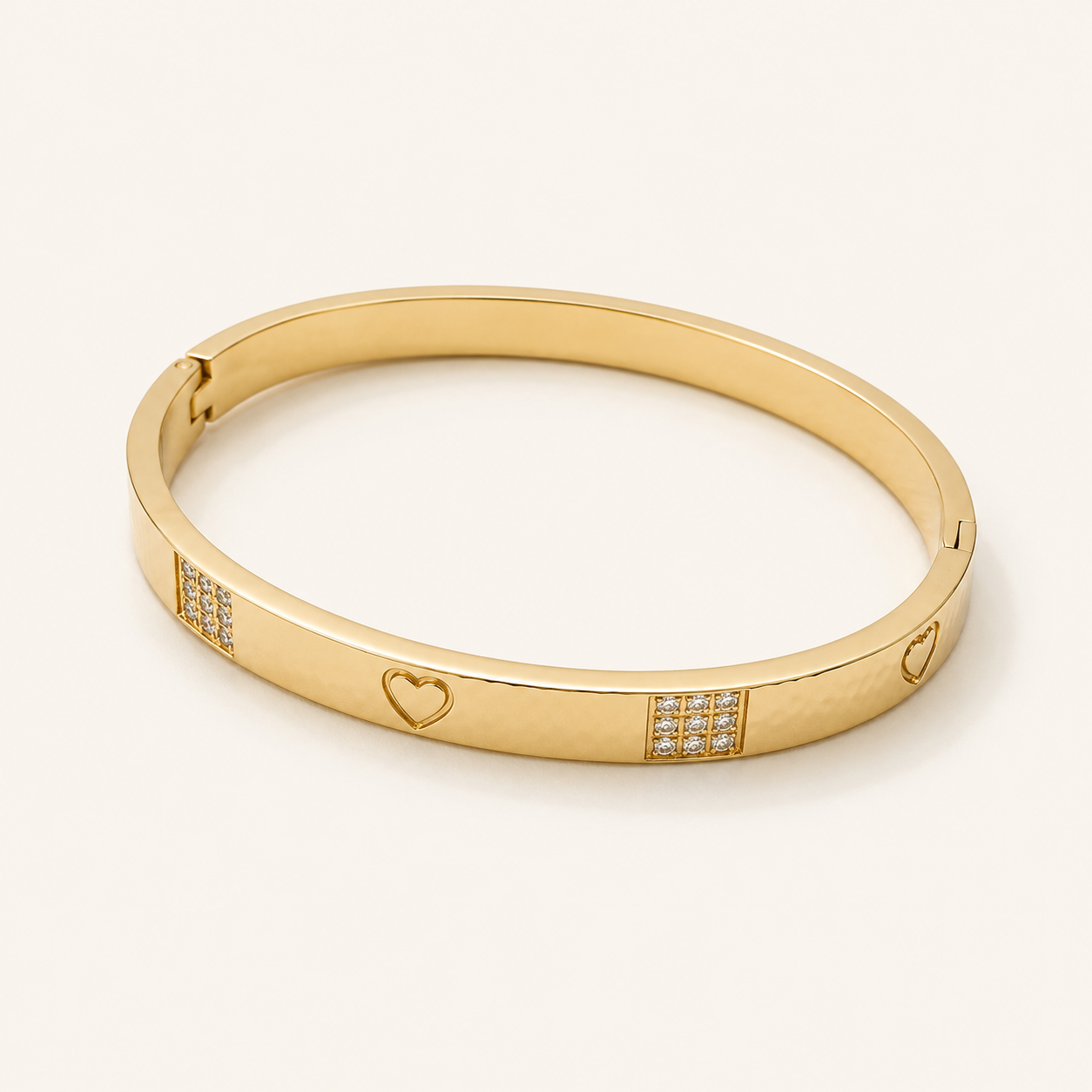 Everheart Bracelet Bracelet