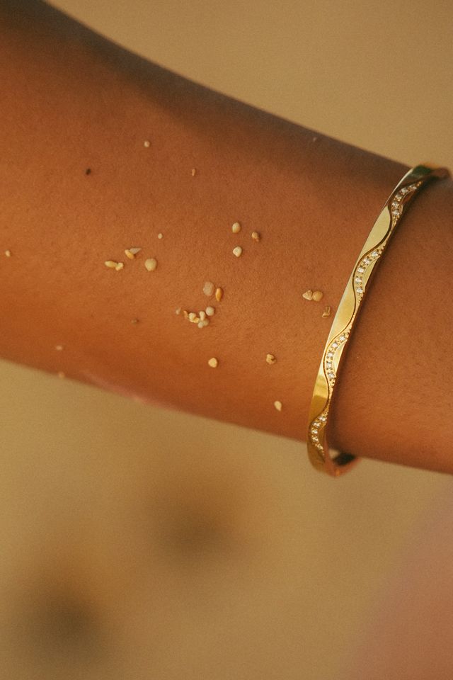 Sweetheart Luxe Bangle