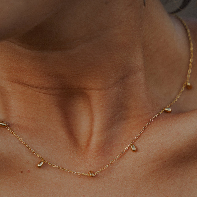 Vera Necklace