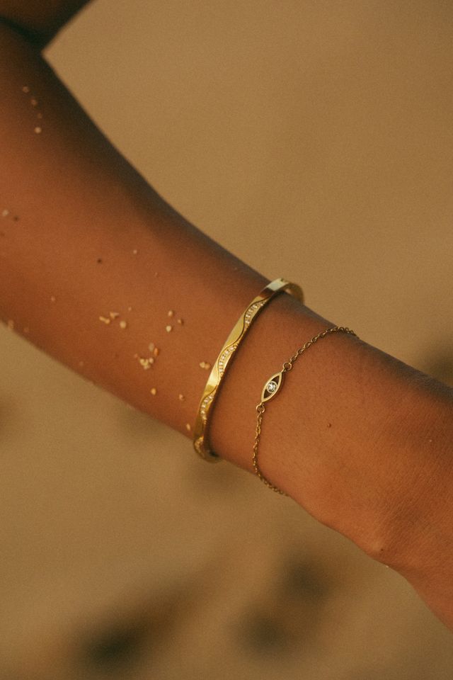Sweetheart Luxe Bangle