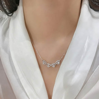 Adoroa® Clover Necklace