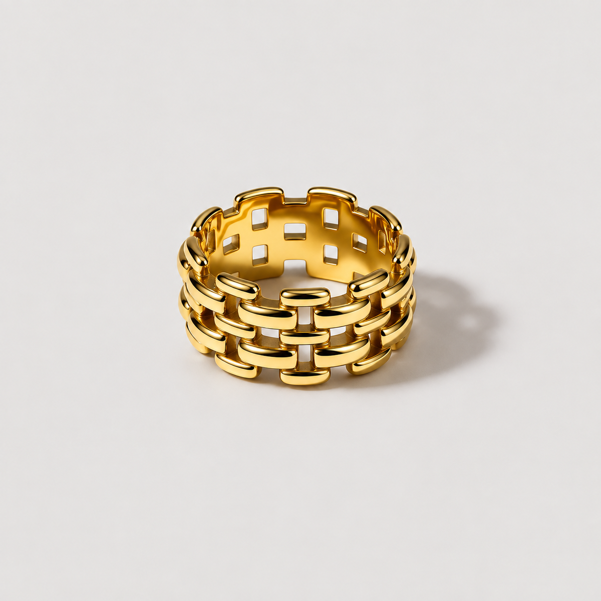 Malibu Ring — studio product photograph