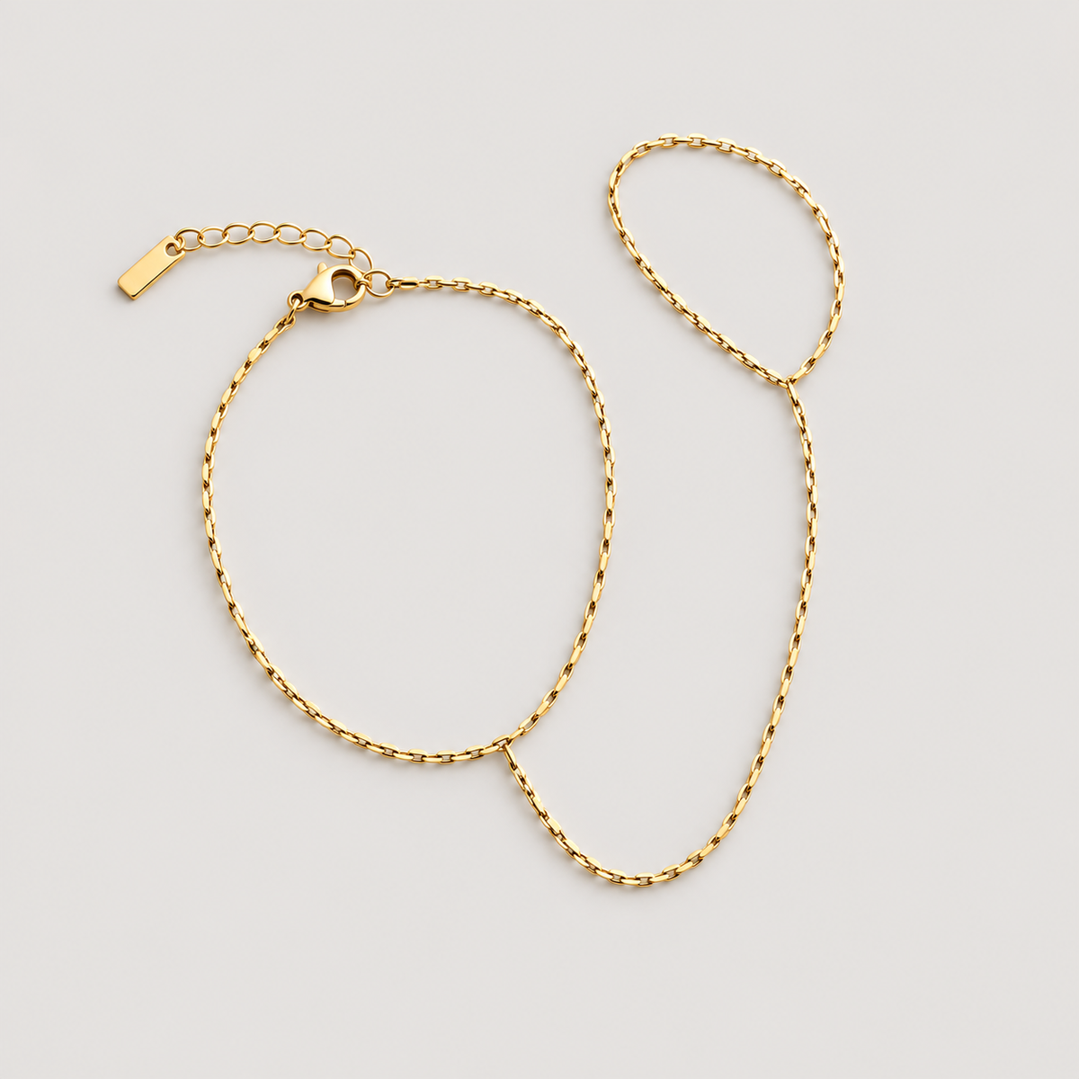 Moorea Handchain — studio product photograph