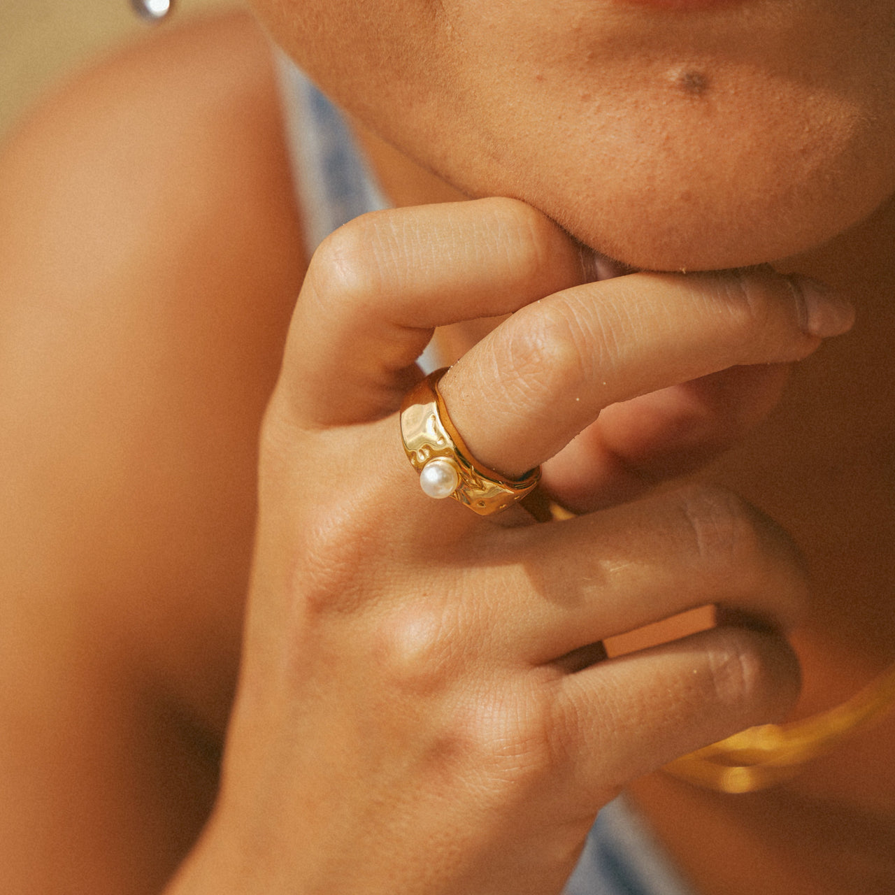 Lava de Oro Pearl Ring