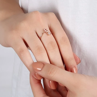 Rosa® Infinity Ring (adjustable size).