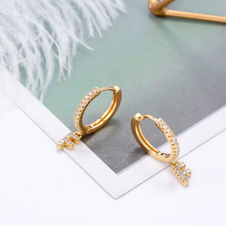 Rosa® Infinity Earrings