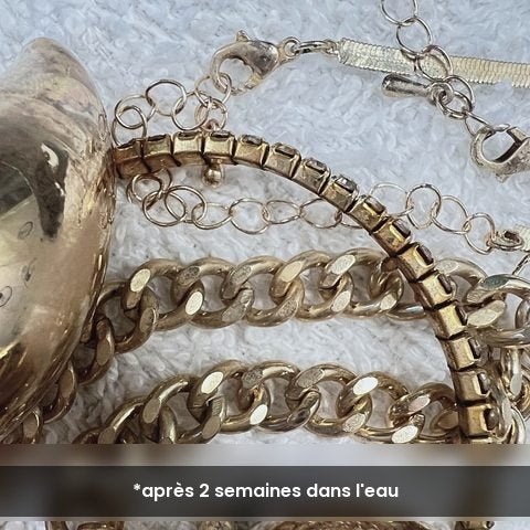 Autres bijoux — ternis après contact avec l'eau
