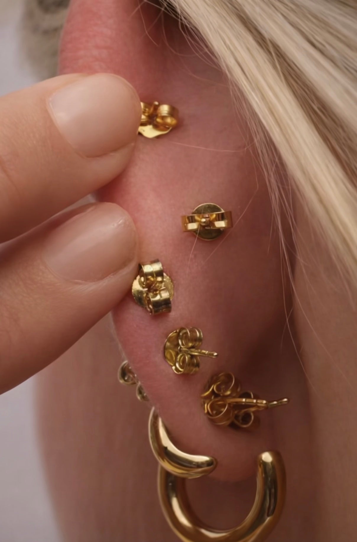 Traditional earring